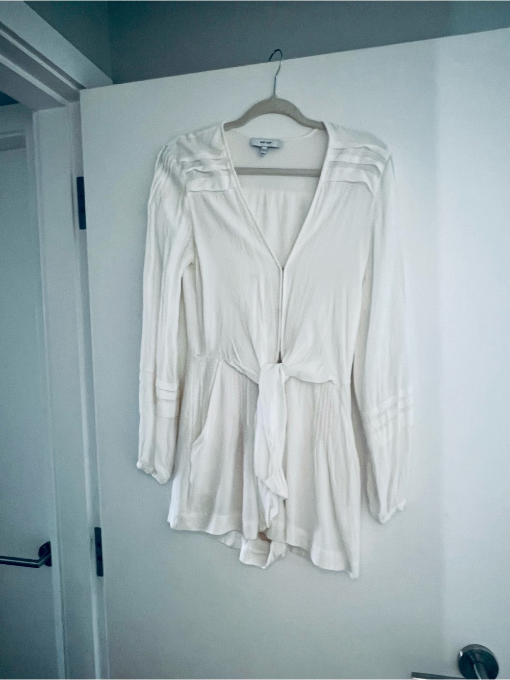 Reiss Ivory Tie Front Long Sleeve Playsuit Romper Size 2